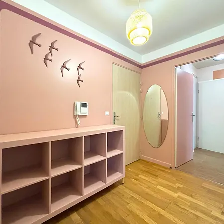 Apartment Bird 4mn-train 6mn -private Parking- Paris Serris